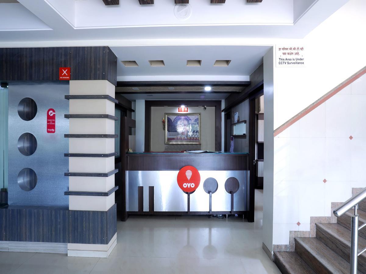 Oyo 4198 Hotel Shri Sai Murli Sirdi Kültér fotó